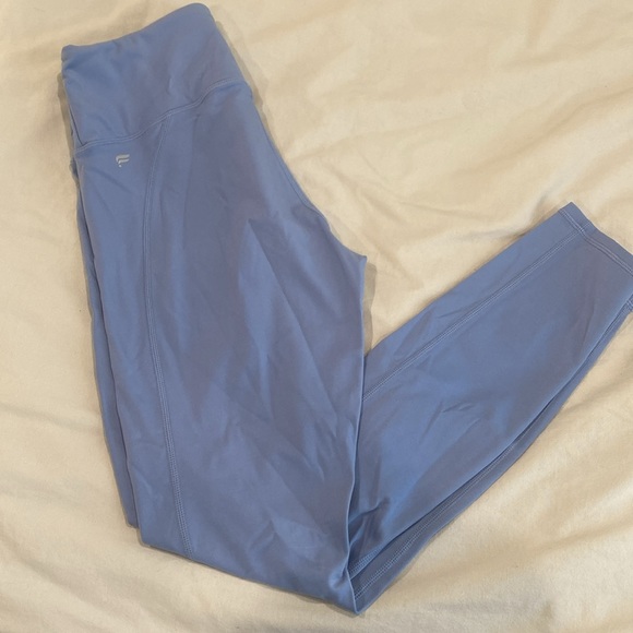 Fabletics set. Motion 365 Zipper Legging & Alyssa Long Sleeve Top - Picture 10 of 11